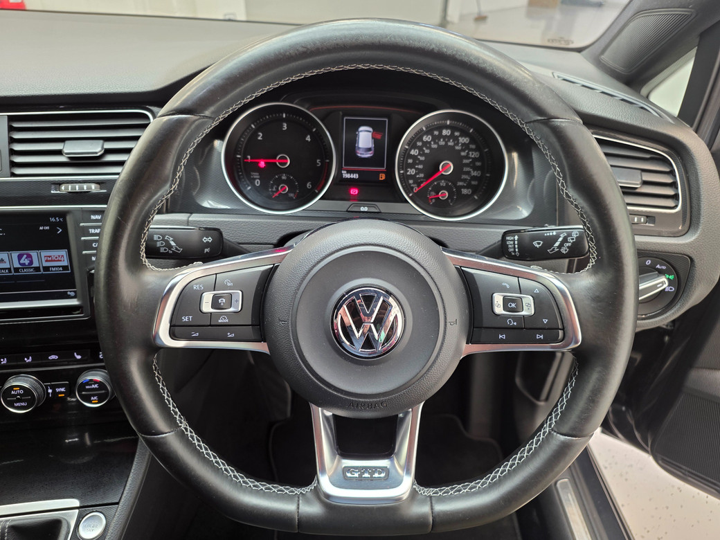 2016 Volkswagen Golf