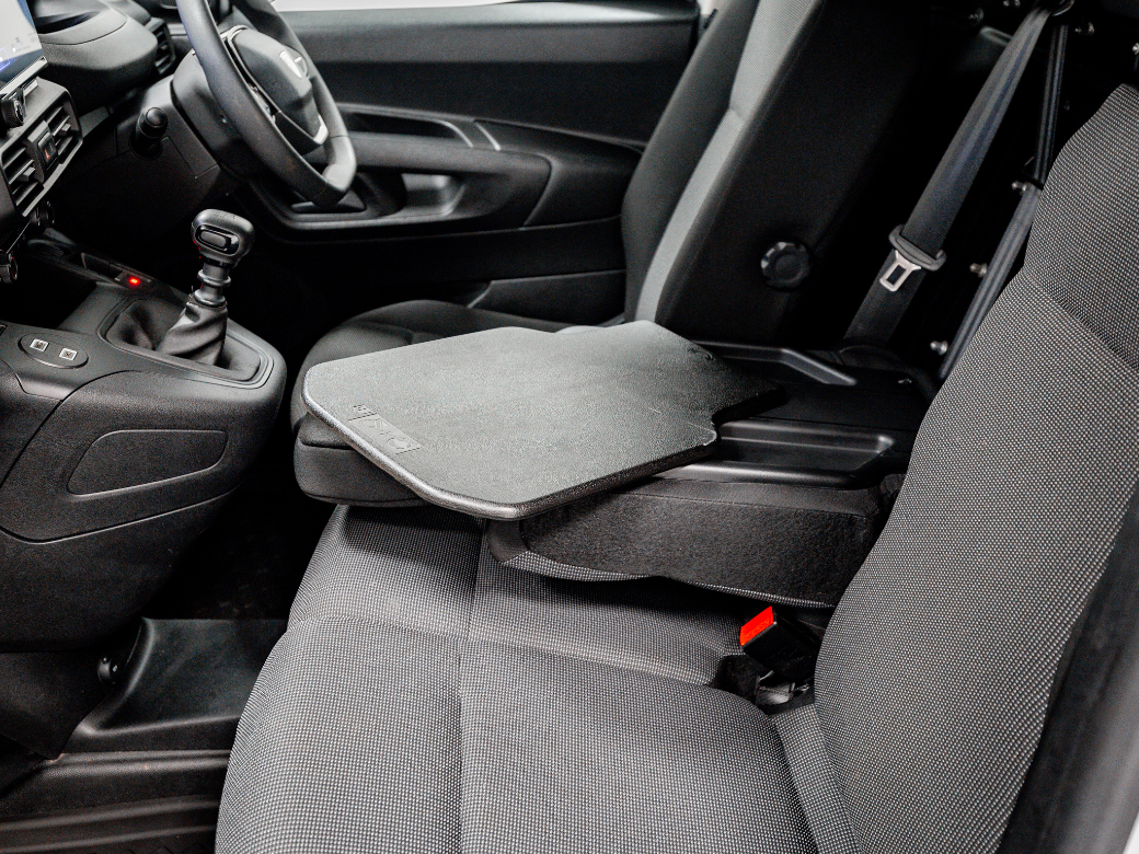 2024 Peugeot Partner