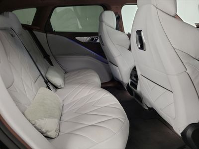 2025 BMW XM