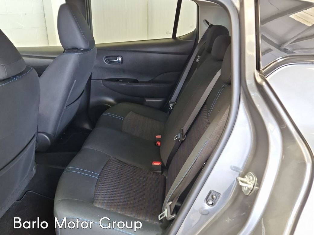 2025 Nissan Leaf