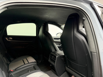 2024 Porsche Cayenne