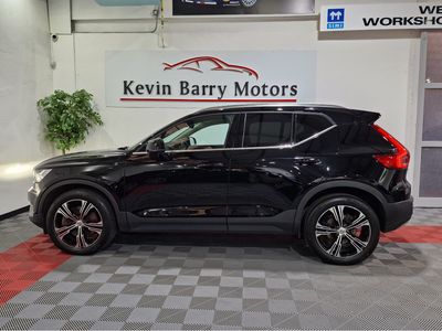 2022 Volvo XC40