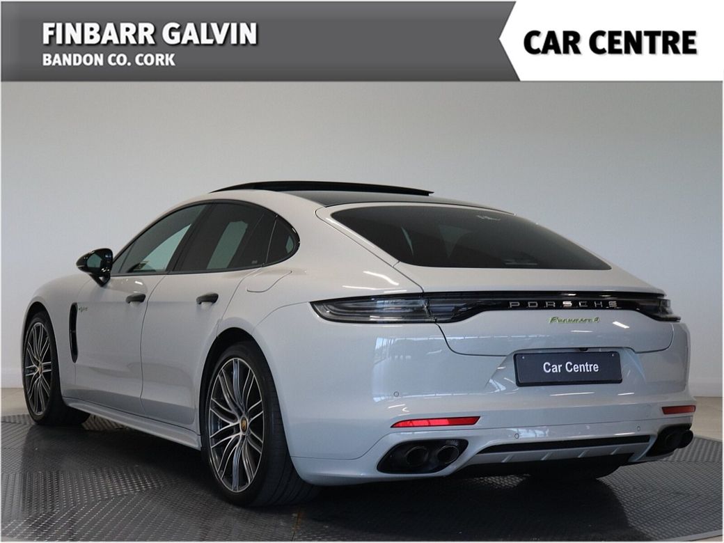 2023 Porsche Panamera