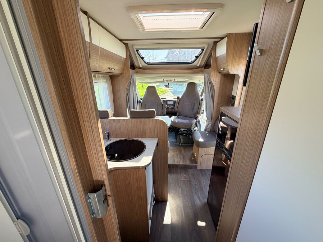 2019 CARADO  T339 LOW PROFILE L.H.B Q/B MANUAL 