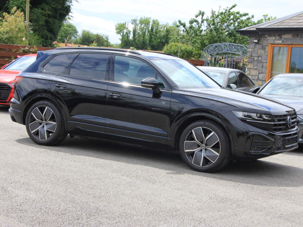 2025 Volkswagen Touareg