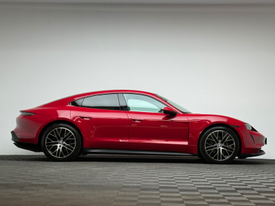 2022 Porsche Taycan