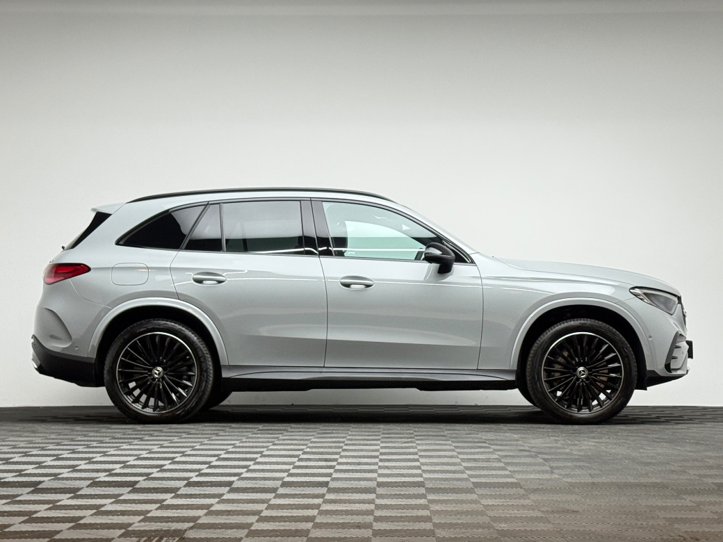 2025 Mercedes-Benz GLC Class
