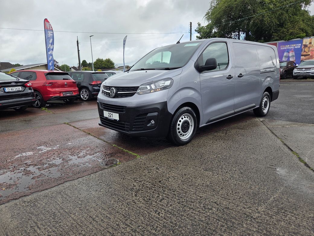 2022 Vauxhall Vivaro