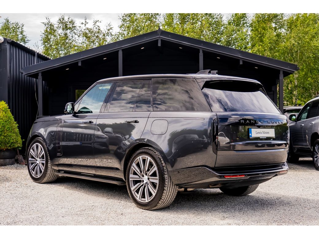 2025 Land Rover Range Rover