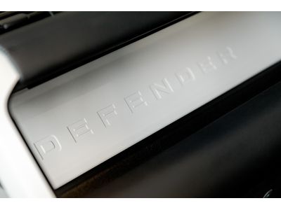 2025 Land Rover Defender
