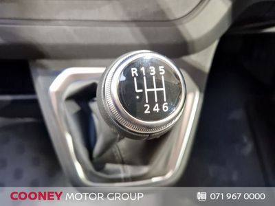 2026 Nissan Primastar