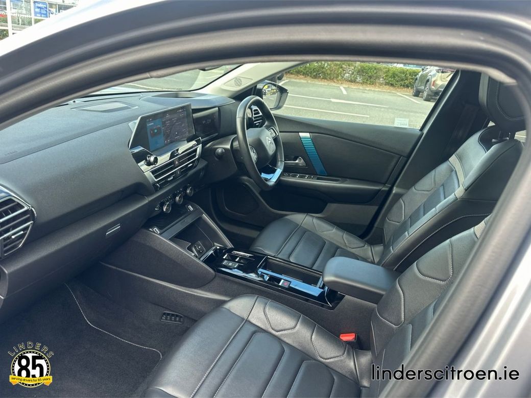 2023 Citroen e-C4 X