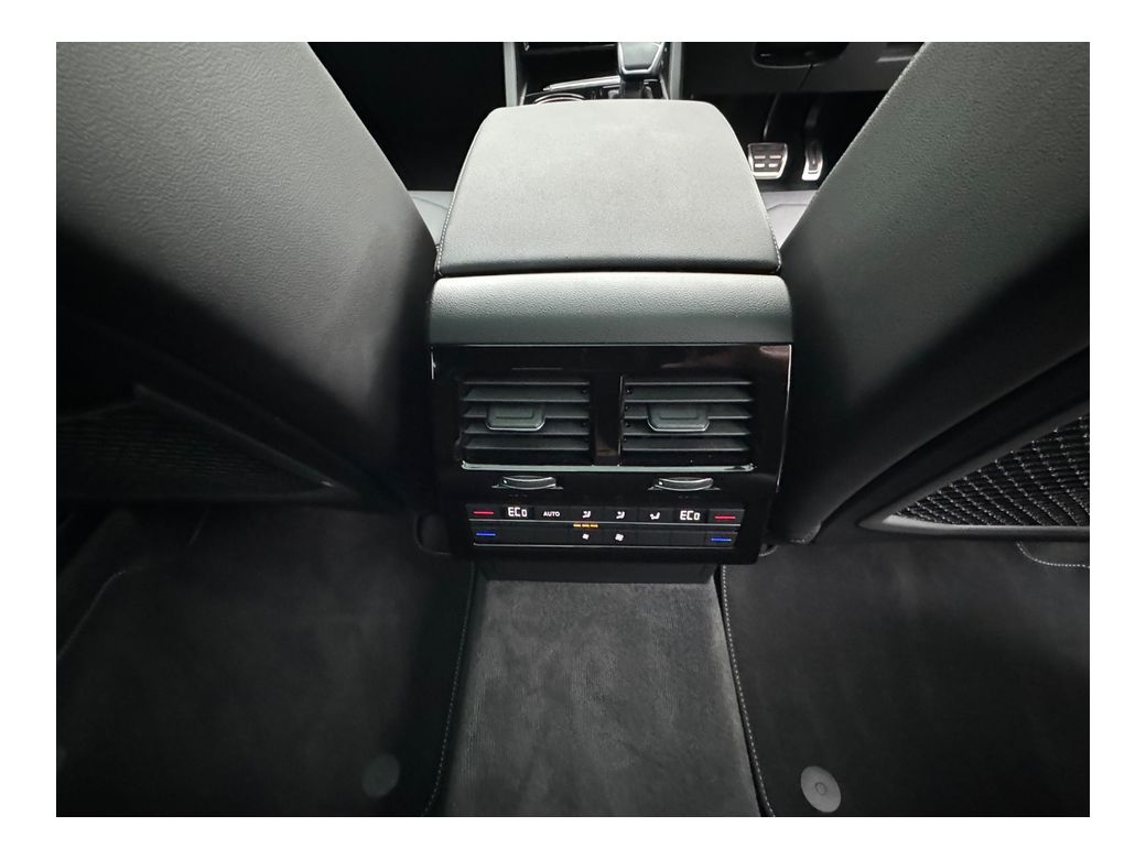 2023 Volkswagen Touareg
