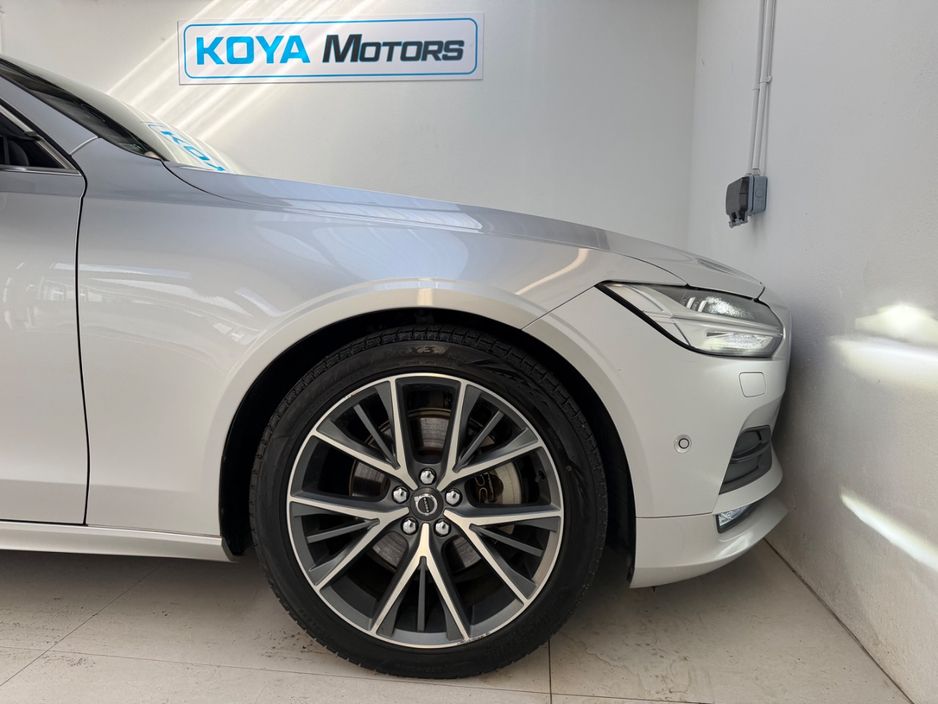 2019 Volvo V90