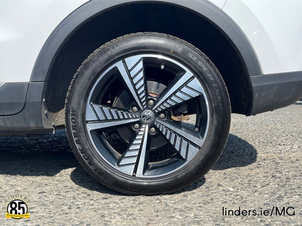 2022 MG ZS