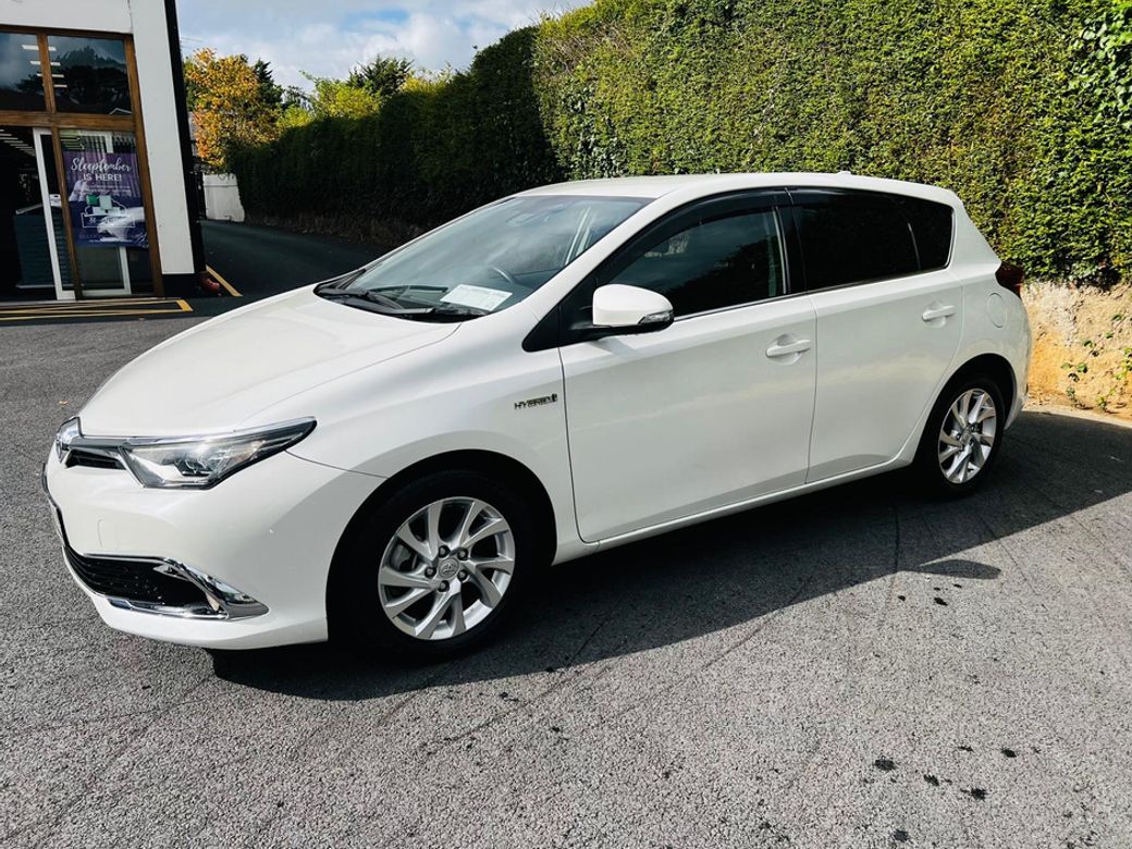 2017 Toyota Auris