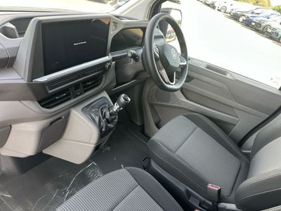 2025 Volkswagen Transporter