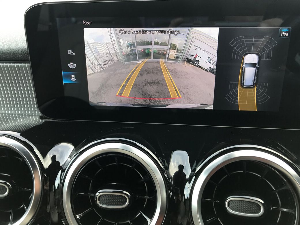 2022 Mercedes-Benz GLB Class