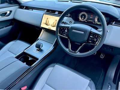 2025 Land Rover Range Rover Velar
