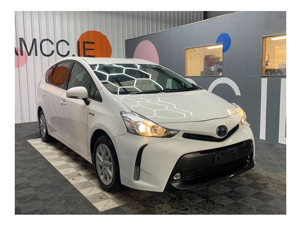 2018 Toyota Prius Alpha