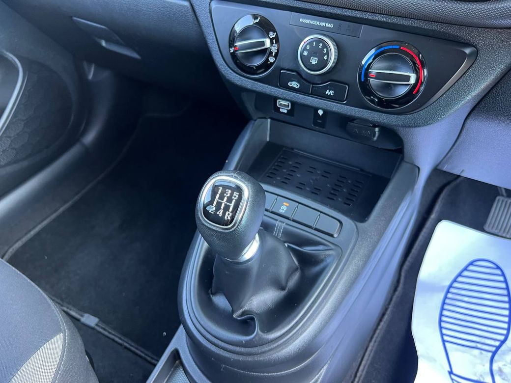 2021 Hyundai i10