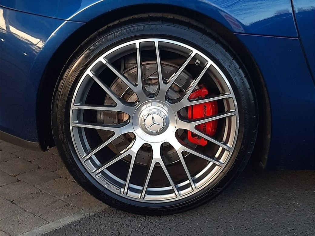 2016 Mercedes-Benz AMG GT