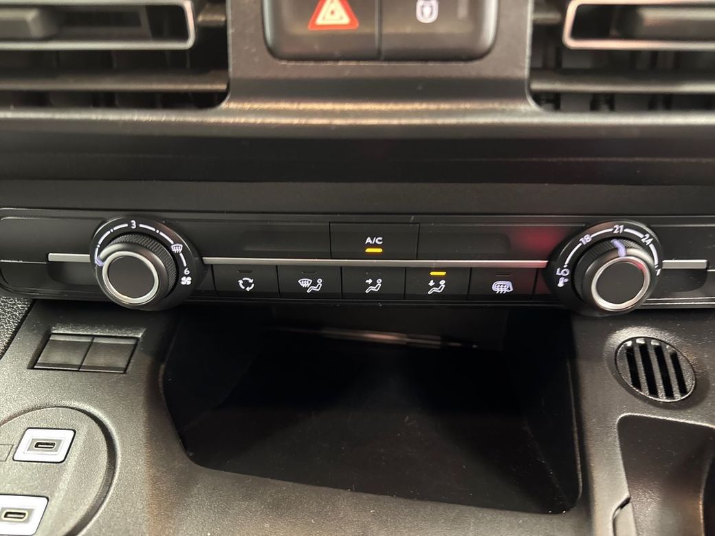 2024 Peugeot Partner