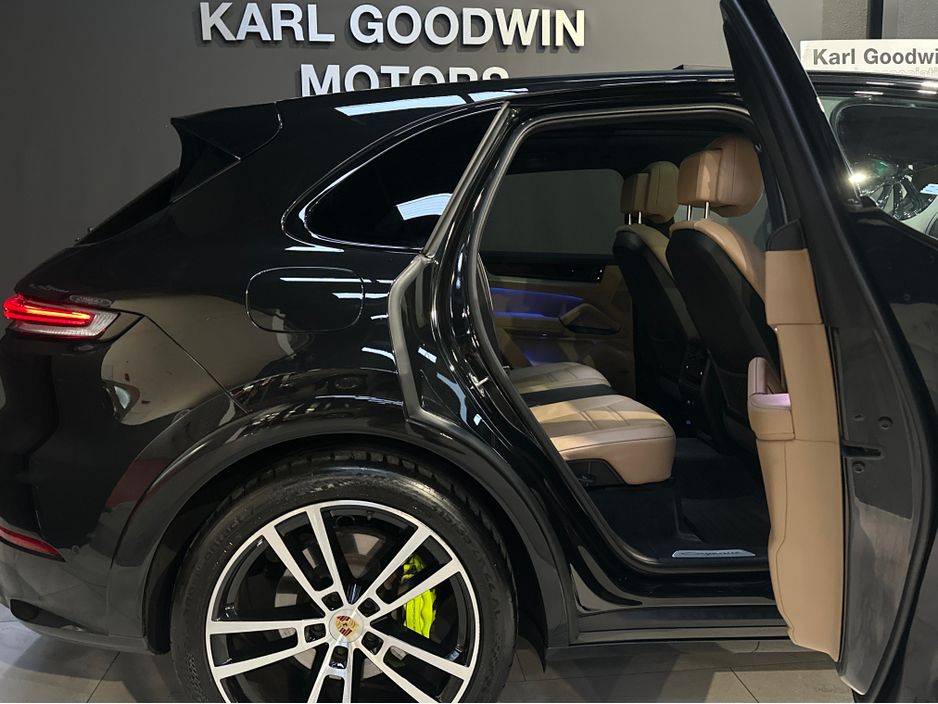 2024 Porsche Cayenne