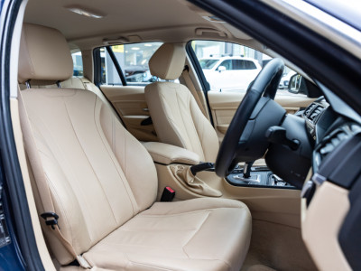 2015 BMW 320
