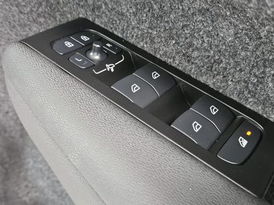 2022 Volvo XC40