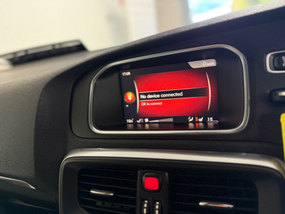 2018 Volvo V40