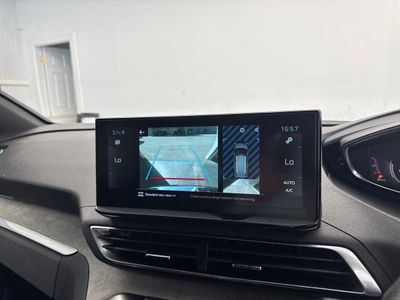 2024 Peugeot 5008