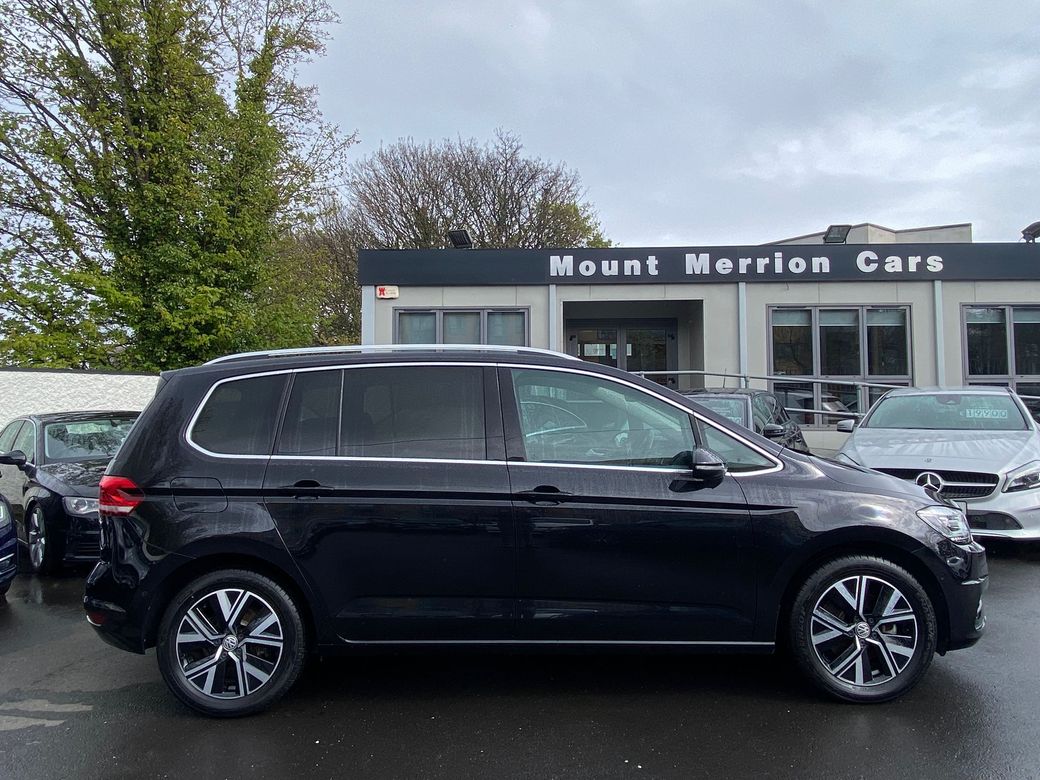 2021 Volkswagen Touran