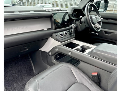 2025 Land Rover Defender