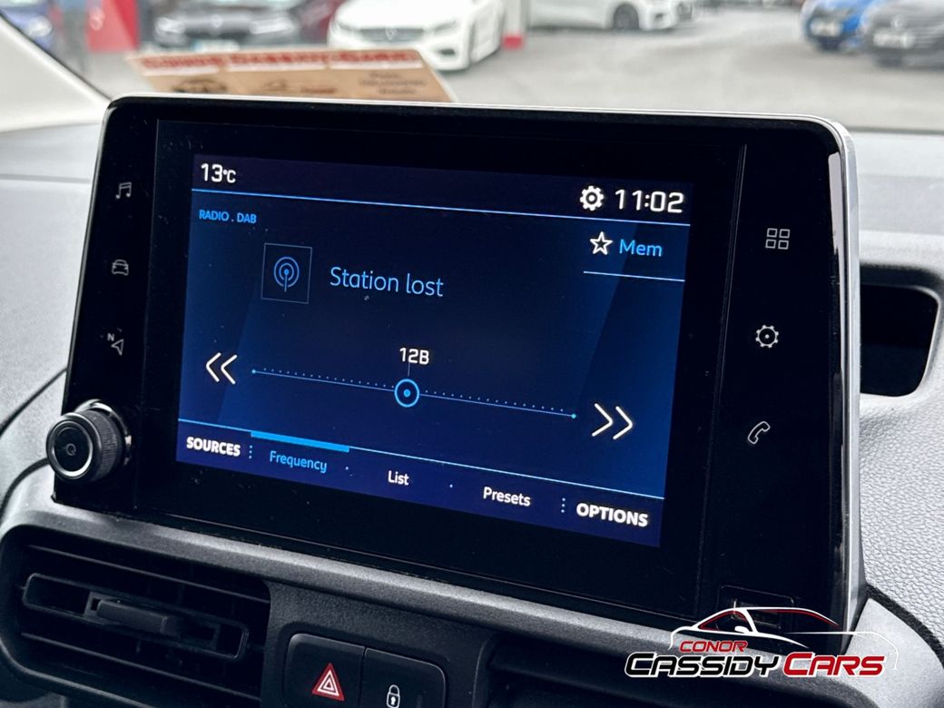 2023 Peugeot Partner