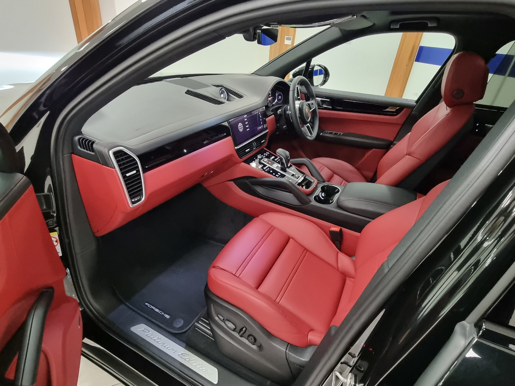 2023 Porsche Cayenne