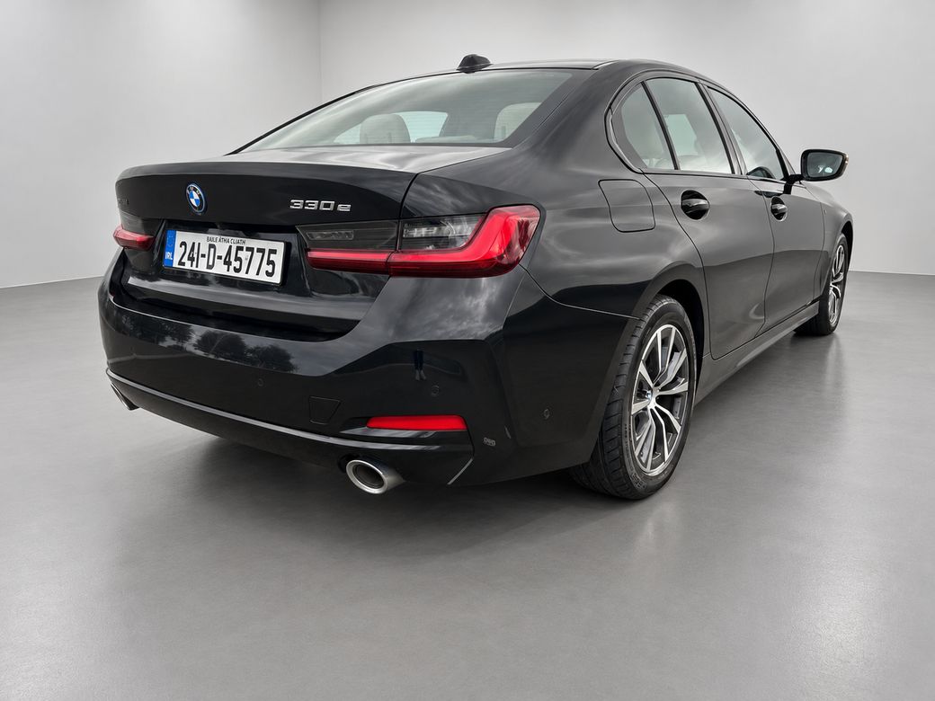 2024 BMW 330
