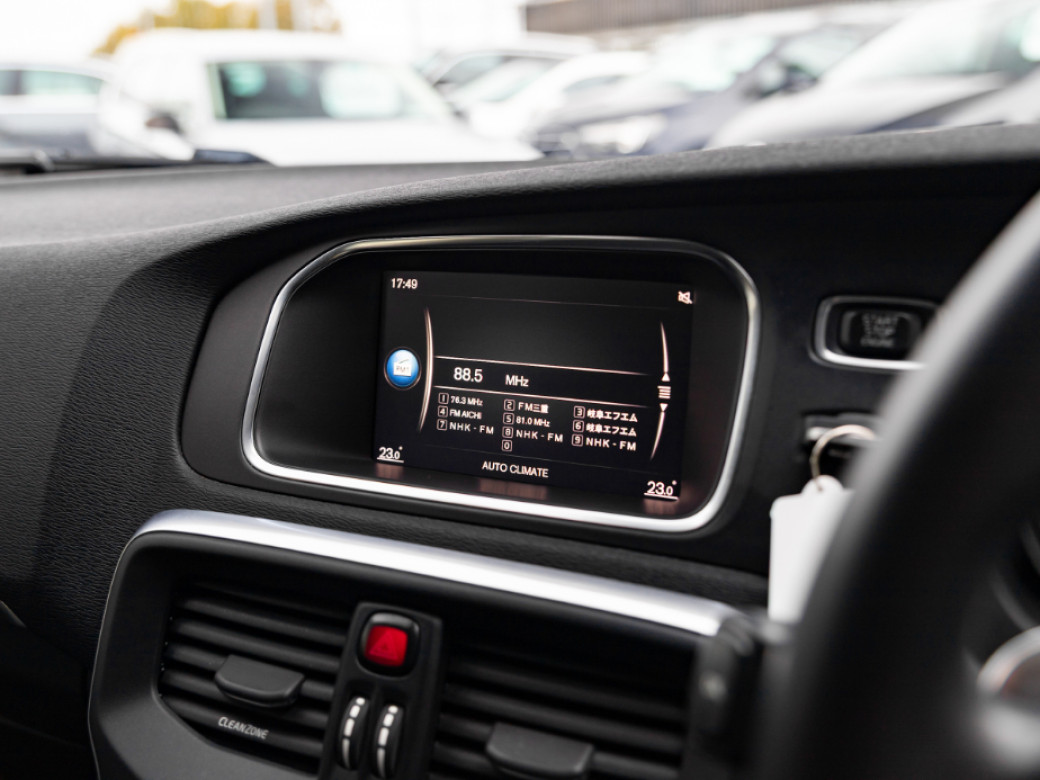 2018 Volvo V40