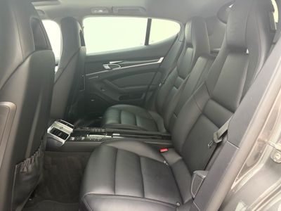 2016 Porsche Panamera