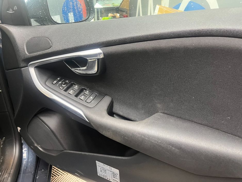 2018 Volvo V40