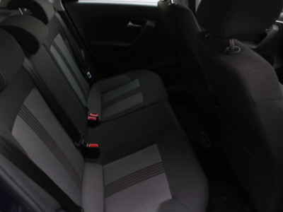 2016 Volkswagen Polo