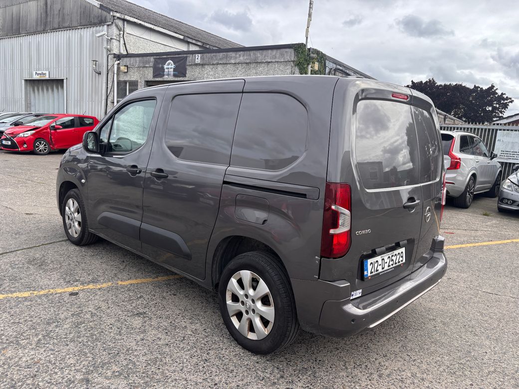 2021 Opel Combo