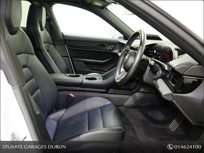 2023 Porsche Taycan
