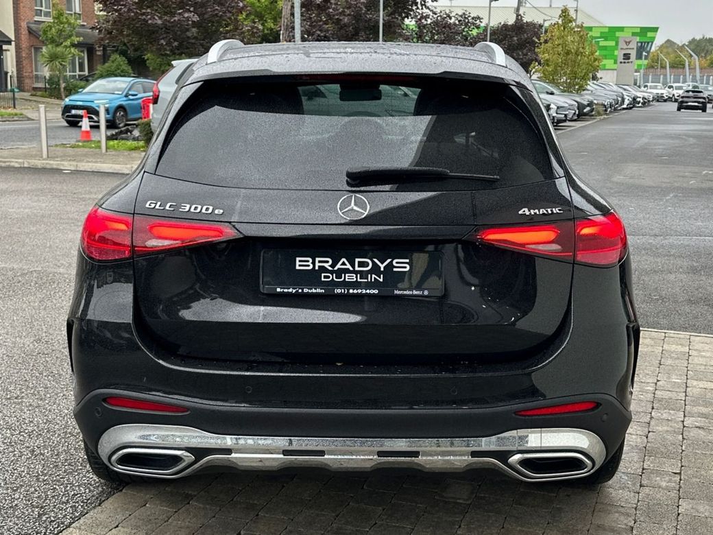 2025 Mercedes-Benz GLC Class