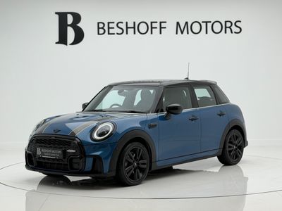 2022 Mini Hatch