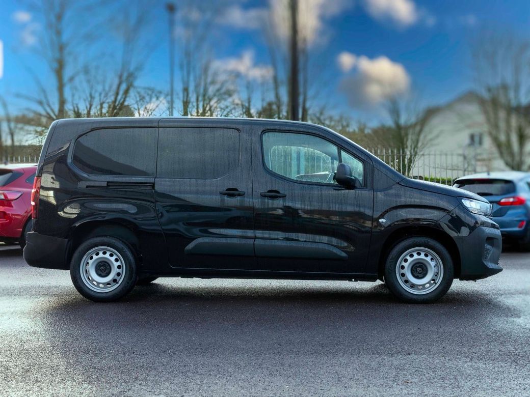 2026 Peugeot Partner