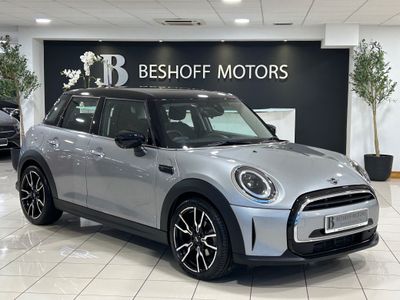 2024 Mini Hatch