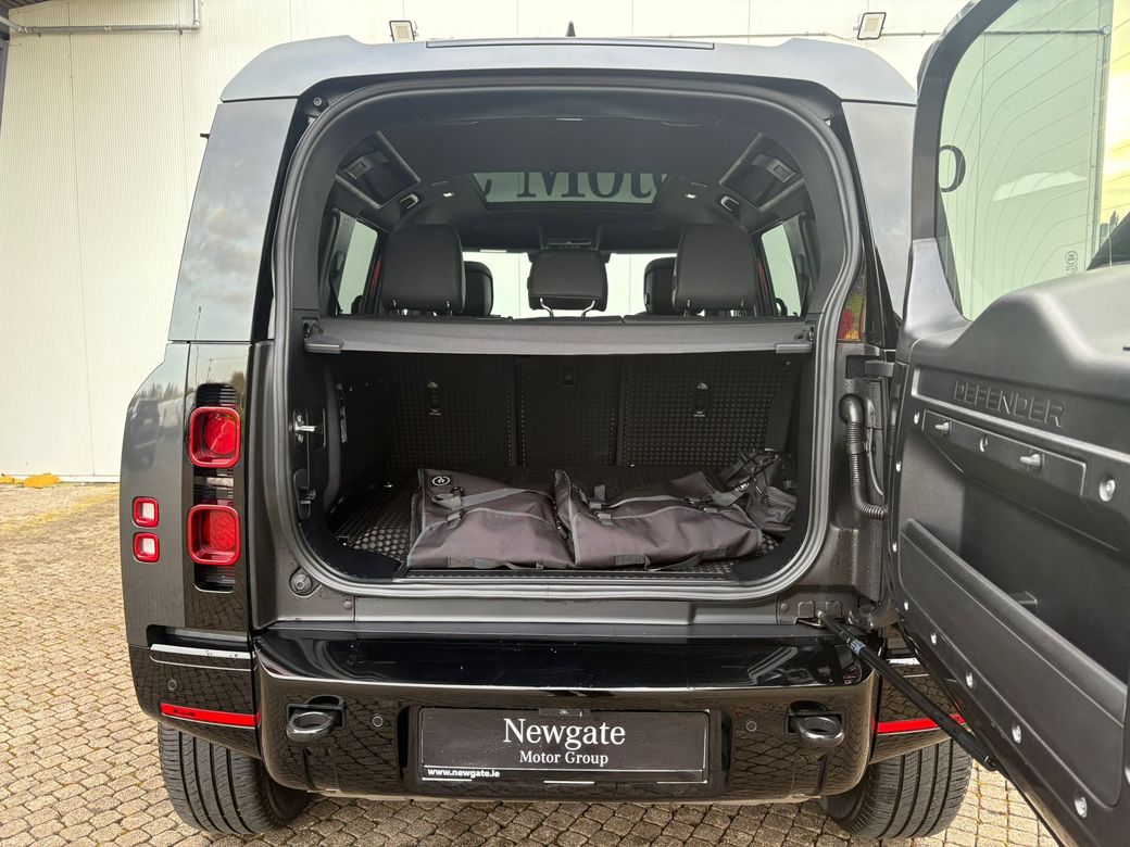 2025 Land Rover Defender 110