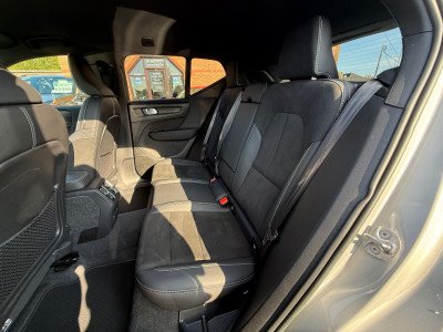 2022 Volvo XC40