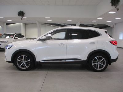 2023 MG HS